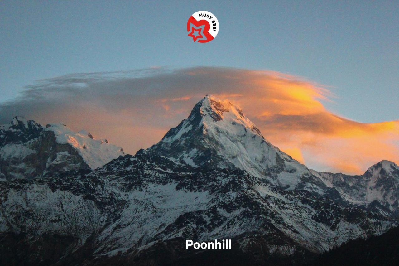 Oyo 575 Api Suites Pokhara Esterno foto
