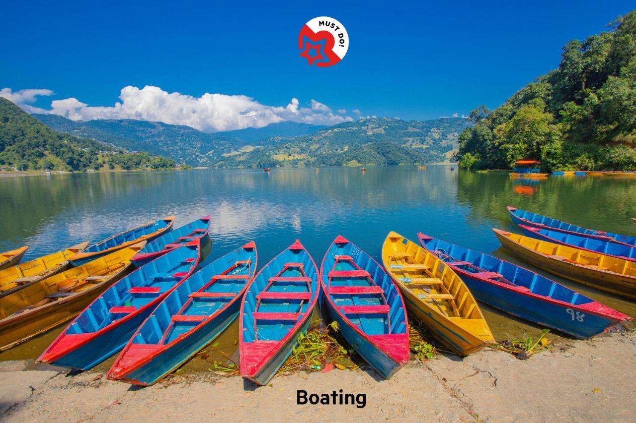 Oyo 575 Api Suites Pokhara Esterno foto